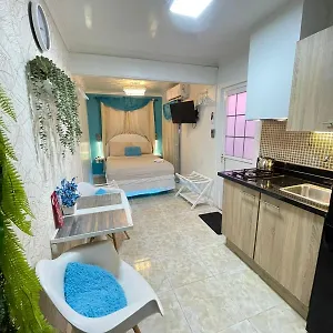 The Jazmin's Apto B Apartment Oranjestad